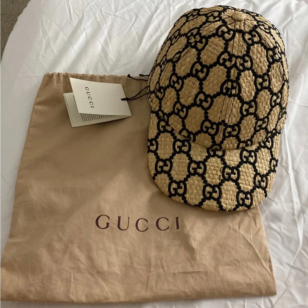 (SOLD) Gucci Raffia Baseball Cap - Picture 5 of 9